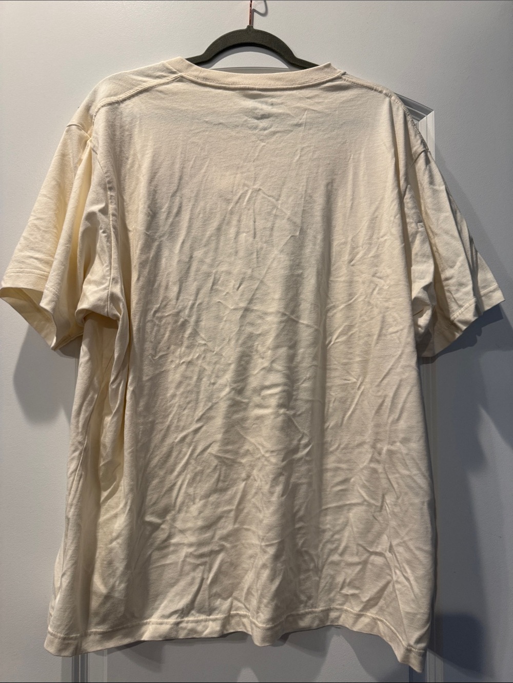 NWT!  Uniqlo x Disney Mickey Mouse botanical floral graphic t-shirt in size XXL - Picture 8 of 8